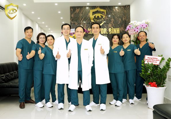 Đội ngũ nhân sự chuyên môn cao tại Nhãn Khoa Quang Bình